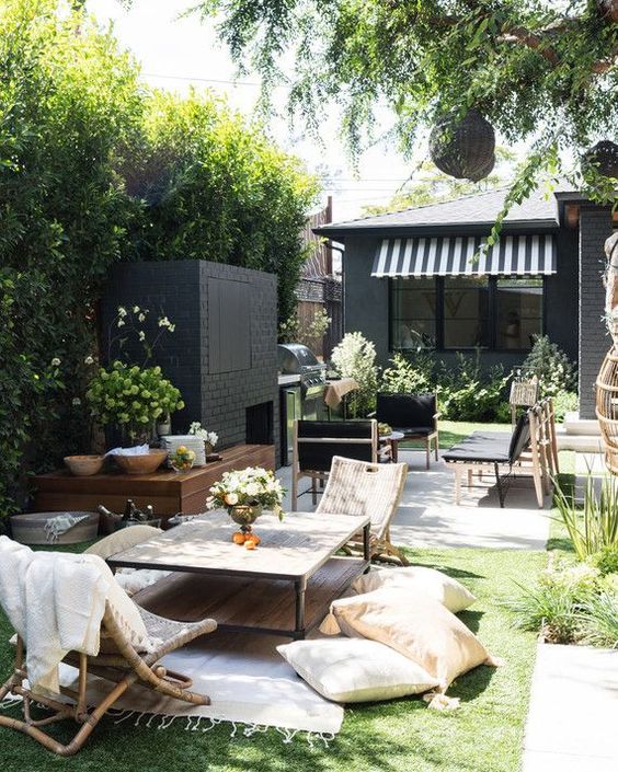 19 Photos Of Simple But Stunning Backyard Designs from garden category
